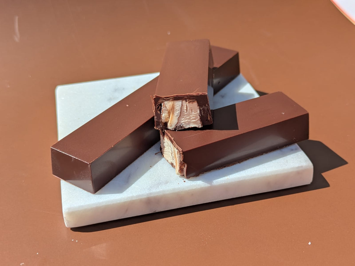 Barre au nougat Laurmar enrobée de chocolat