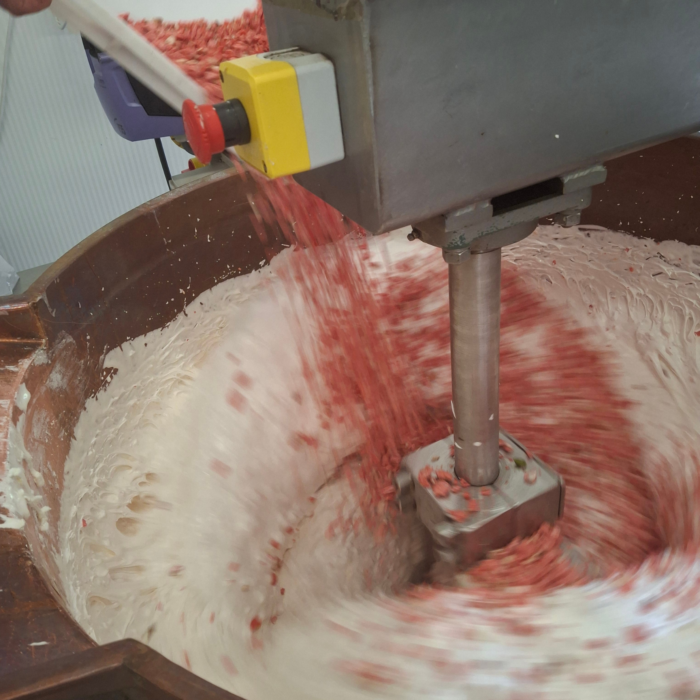 fabrication du nougat à la praline rose